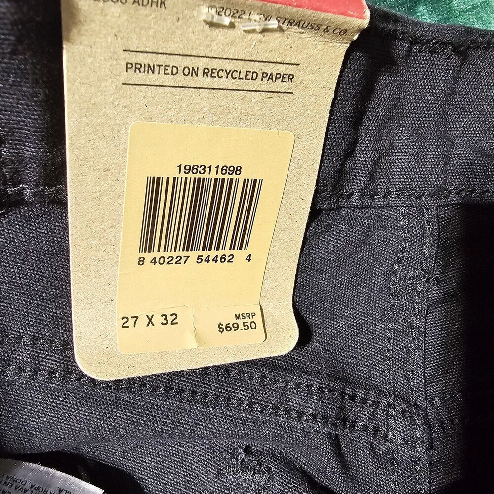 Levi's 314 Shaping Straight Black Stretch Denim Jeans Women's 27x32 - NWT - Picture 10 of 13